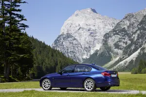 Nuova BMW Serie 3 - MEGA GALLERY - 44