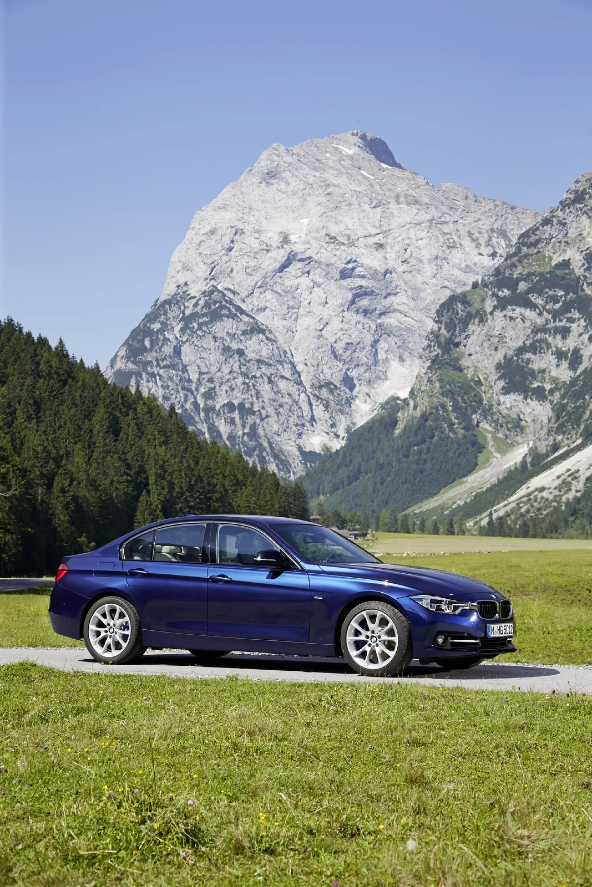 Nuova BMW Serie 3 - MEGA GALLERY - 46