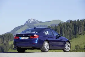 Nuova BMW Serie 3 - MEGA GALLERY