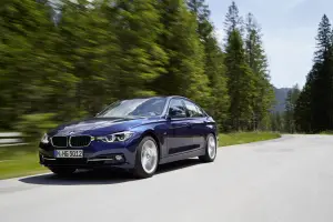 Nuova BMW Serie 3 - MEGA GALLERY