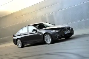 Nuova BMW Serie 5 (518d e 520d)