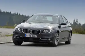 Nuova BMW Serie 5 (518d e 520d)