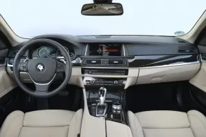 Nuova BMW Serie 5 (518d e 520d)