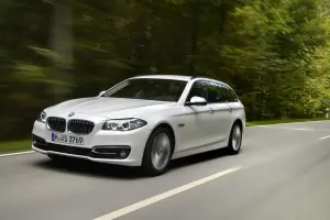 Nuova BMW Serie 5 (518d e 520d)