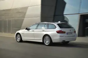 Nuova BMW Serie 5 (518d e 520d)