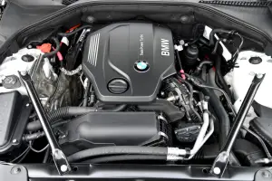 Nuova BMW Serie 5 (518d e 520d) - 82