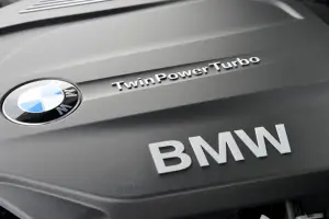 Nuova BMW Serie 5 (518d e 520d) - 84