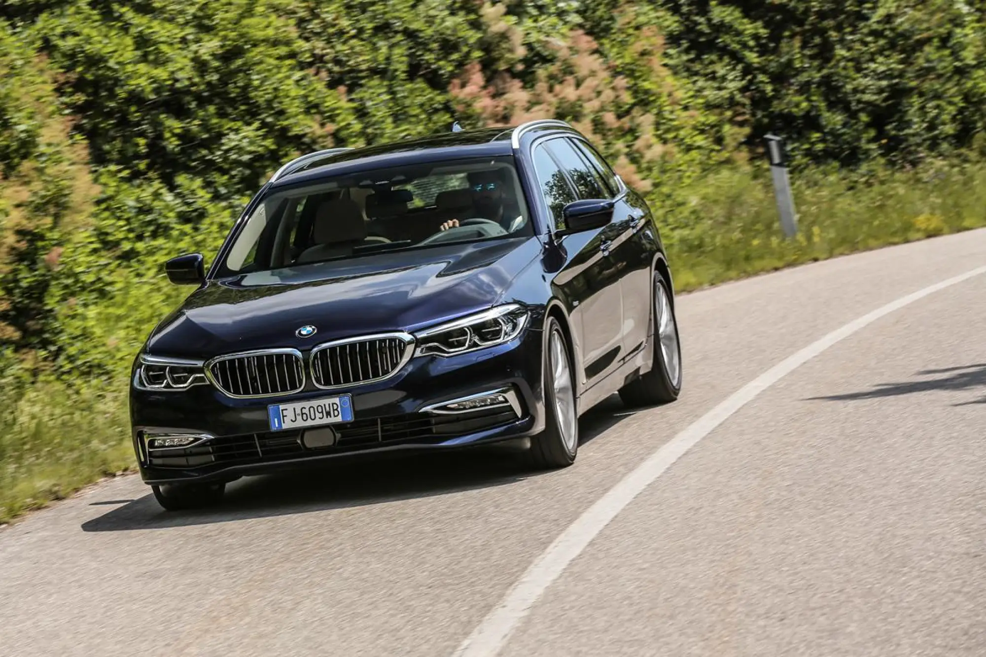 Nuova BMW Serie 5 Touring  - 145