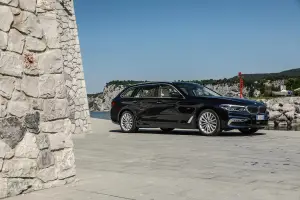 Nuova BMW Serie 5 Touring 