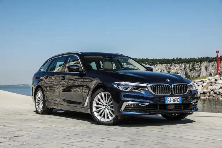 Nuova BMW Serie 5 Touring  - 16