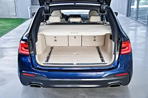 Nuova BMW Serie 5 Touring  - 252