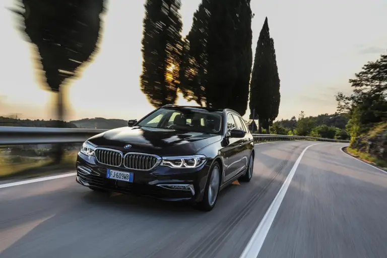 Nuova BMW Serie 5 Touring  - 75