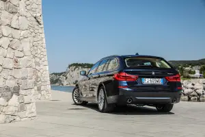 Nuova BMW Serie 5 Touring 