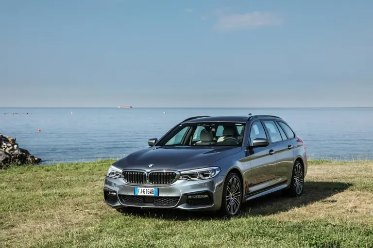 Nuova BMW Serie 5 Touring  - 90