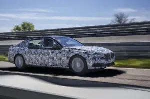 Nuova BMW Serie 7 18.04.2015
