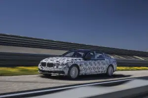 Nuova BMW Serie 7 18.04.2015