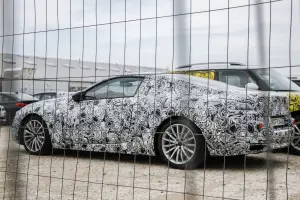 Nuova BMW Serie 8 foto spia 19 settembre 2016 - 5