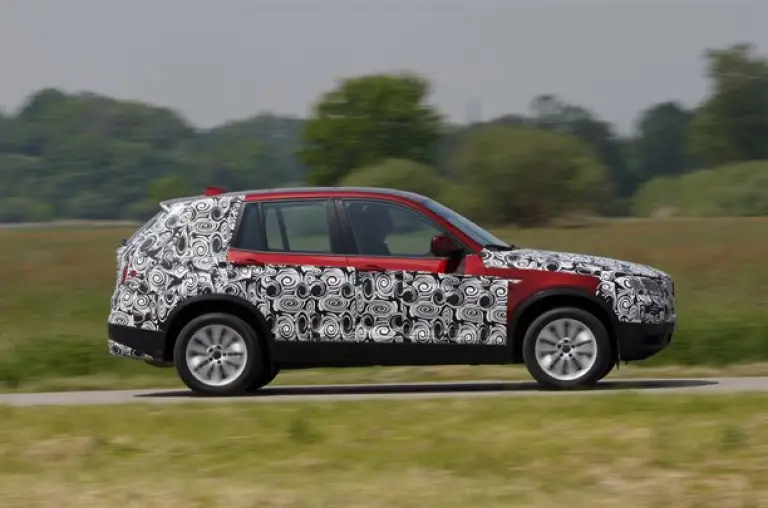 Nuova BMW X3: foto ufficiali dei test - 7