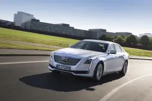 Nuova Cadillac CT6