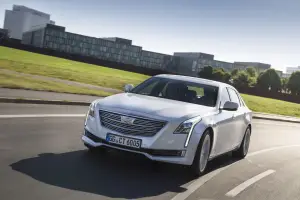 Nuova Cadillac CT6