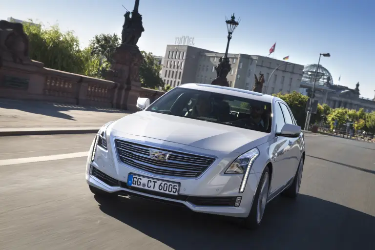 Nuova Cadillac CT6 - 20