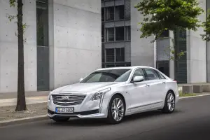 Nuova Cadillac CT6