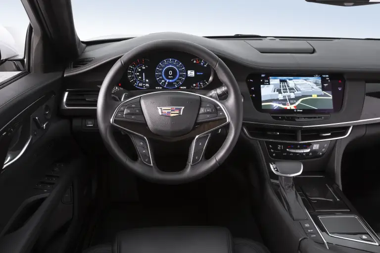 Nuova Cadillac CT6 - 38