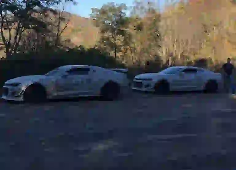 Nuova Chevrolet Camaro Z/28 foto spia 19 ottobre 2016 - 7