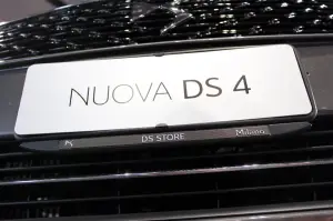 Nuova DS 4 e DS 4 Crossback con lo scrittore Joel Dicker