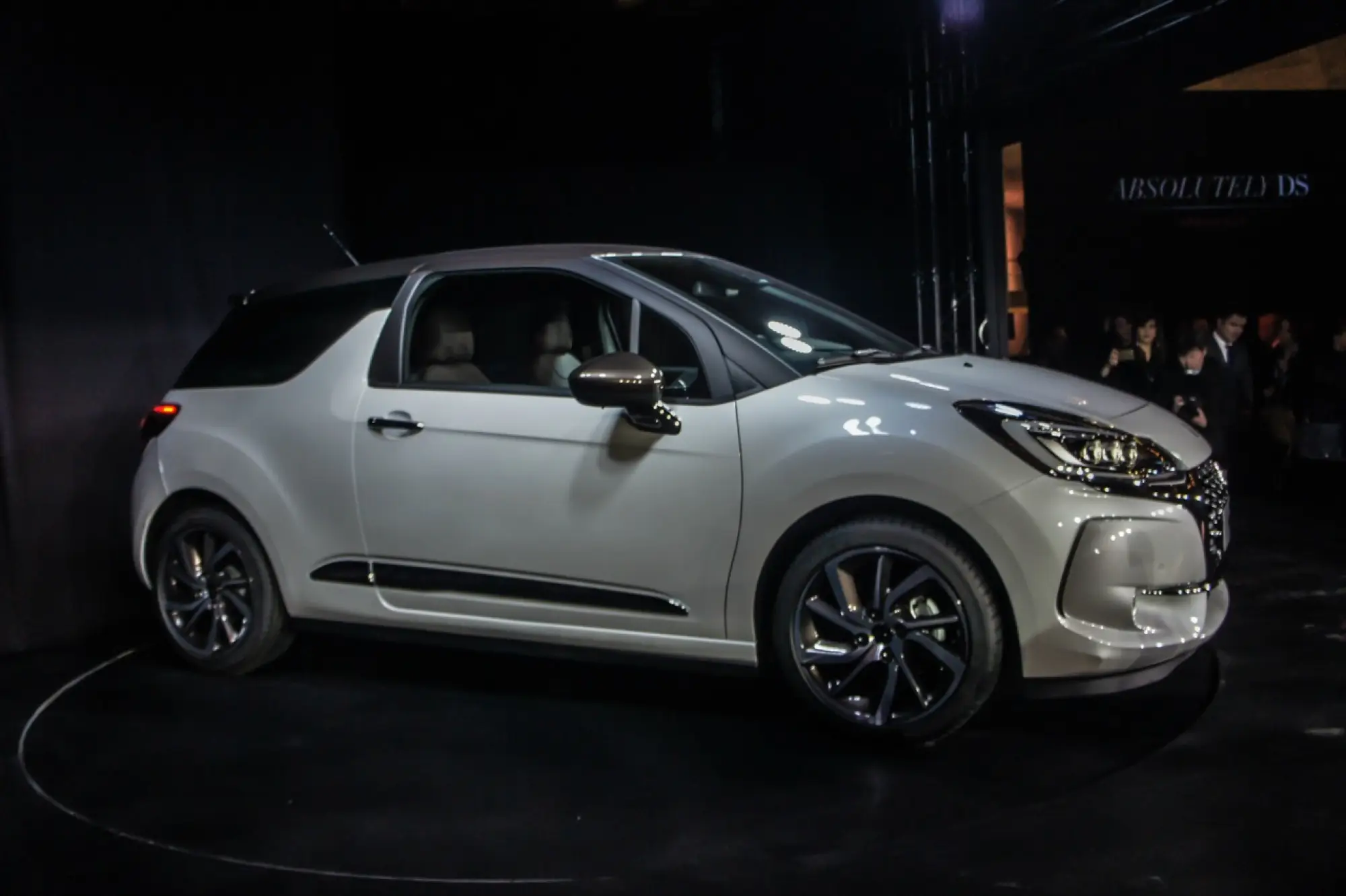 Nuova DS3 MY 2016 - Debutto a Parigi - 9