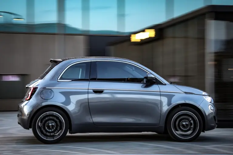 Nuova Fiat 500e 2020 - Tutte le foto ufficiali - 47