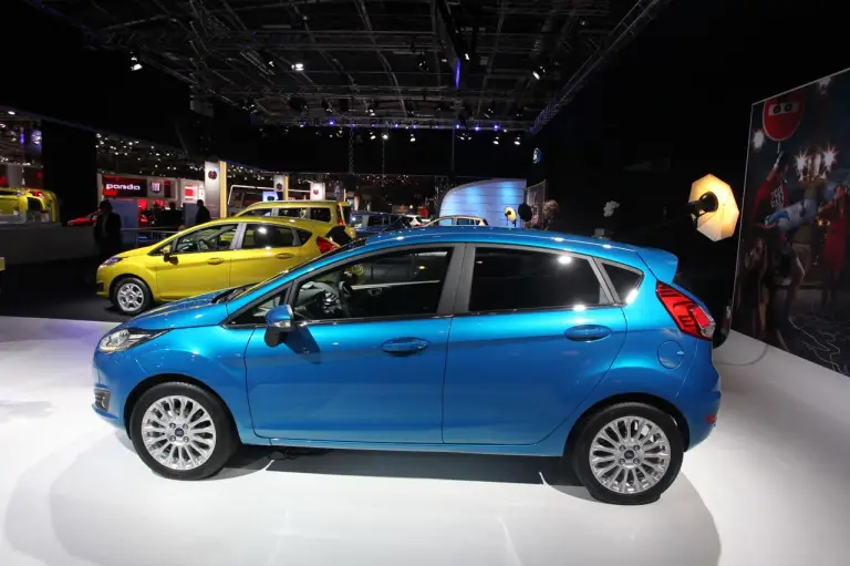 Nuova Ford Fiesta e Ford Fiesta ST - Salone di Parigi 2012 - 9