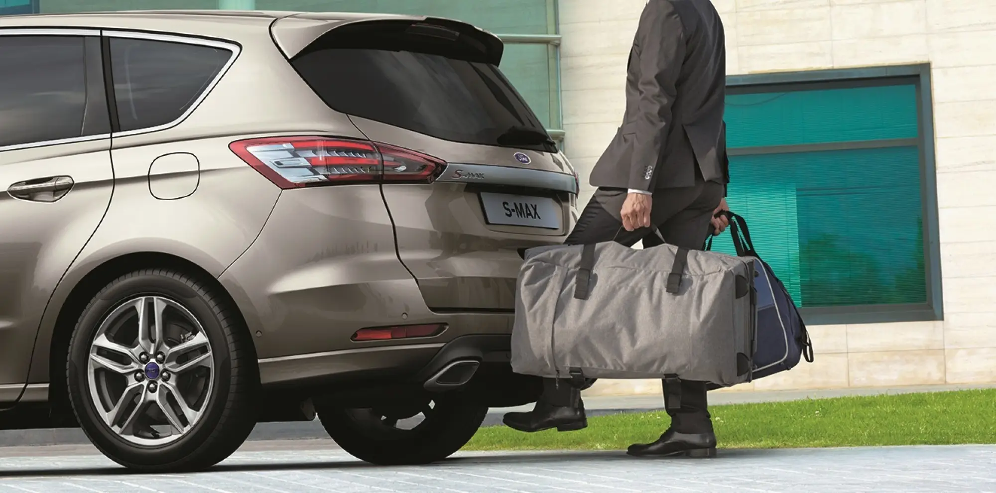 Nuova Ford S-Max - 10