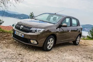 Nuova Gamma Dacia 2017 - Anteprima Test Drive - 33