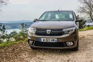 Nuova Gamma Dacia 2017 - Anteprima Test Drive - 35