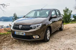 Nuova Gamma Dacia 2017 - Anteprima Test Drive - 40