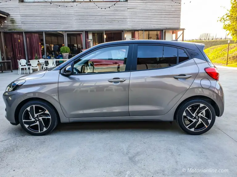 Nuova Hyundai i10 2020 - Prova su Strada in Anteprima - 21