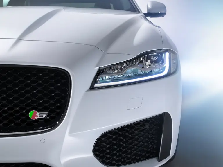 Nuova Jaguar XF 1.4.2015 - 1