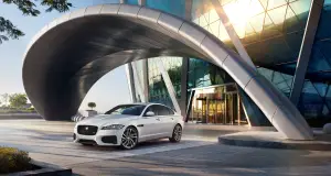 Nuova Jaguar XF 1.4.2015