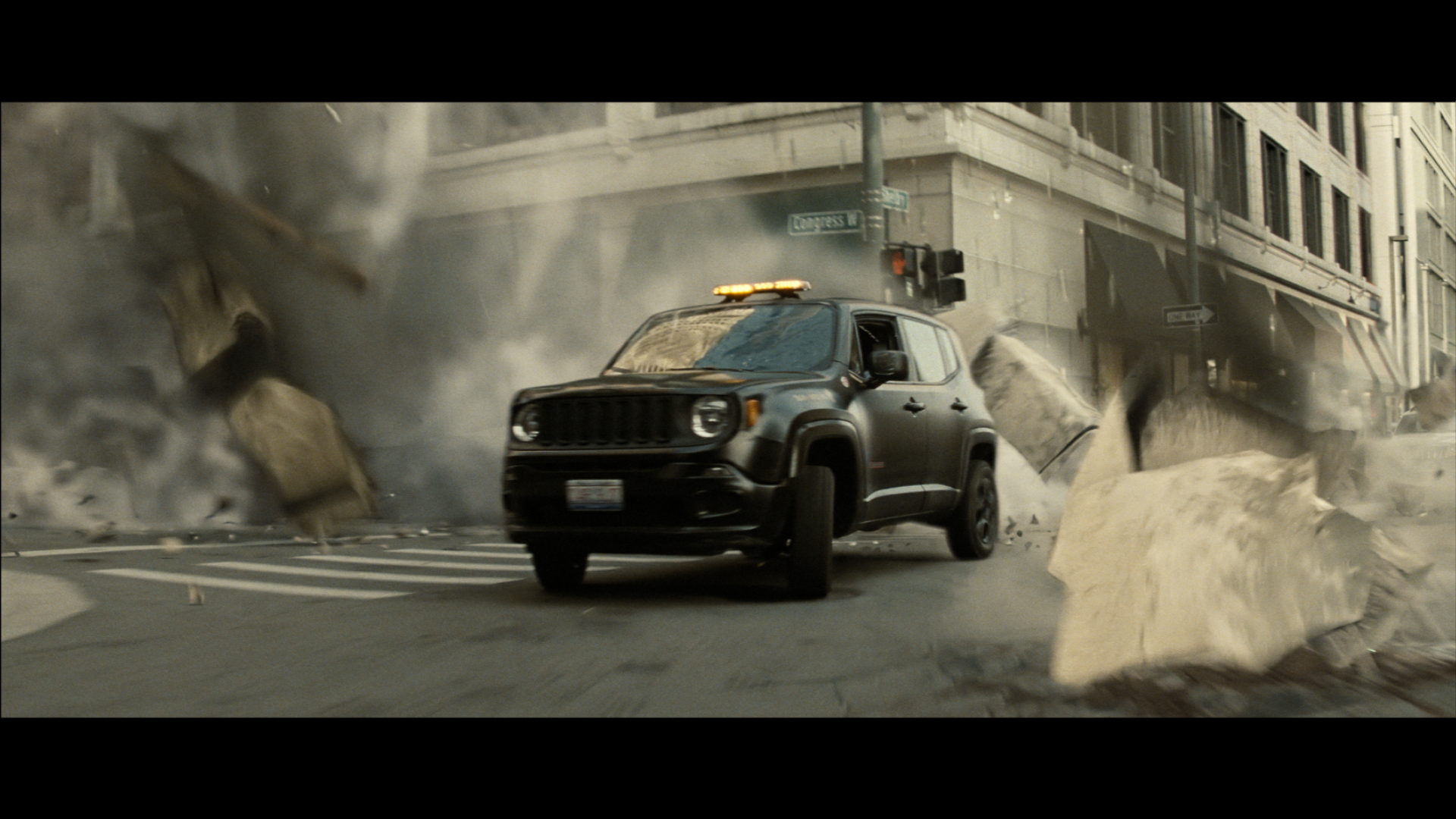 Nuova Jeep Renegade Dawn of Justice Special Edition