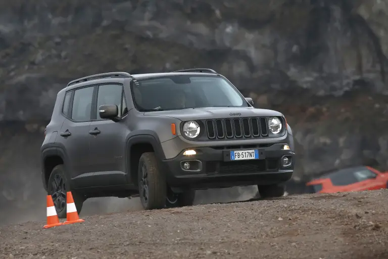 Nuova Jeep Renegade Night Eagle - 5