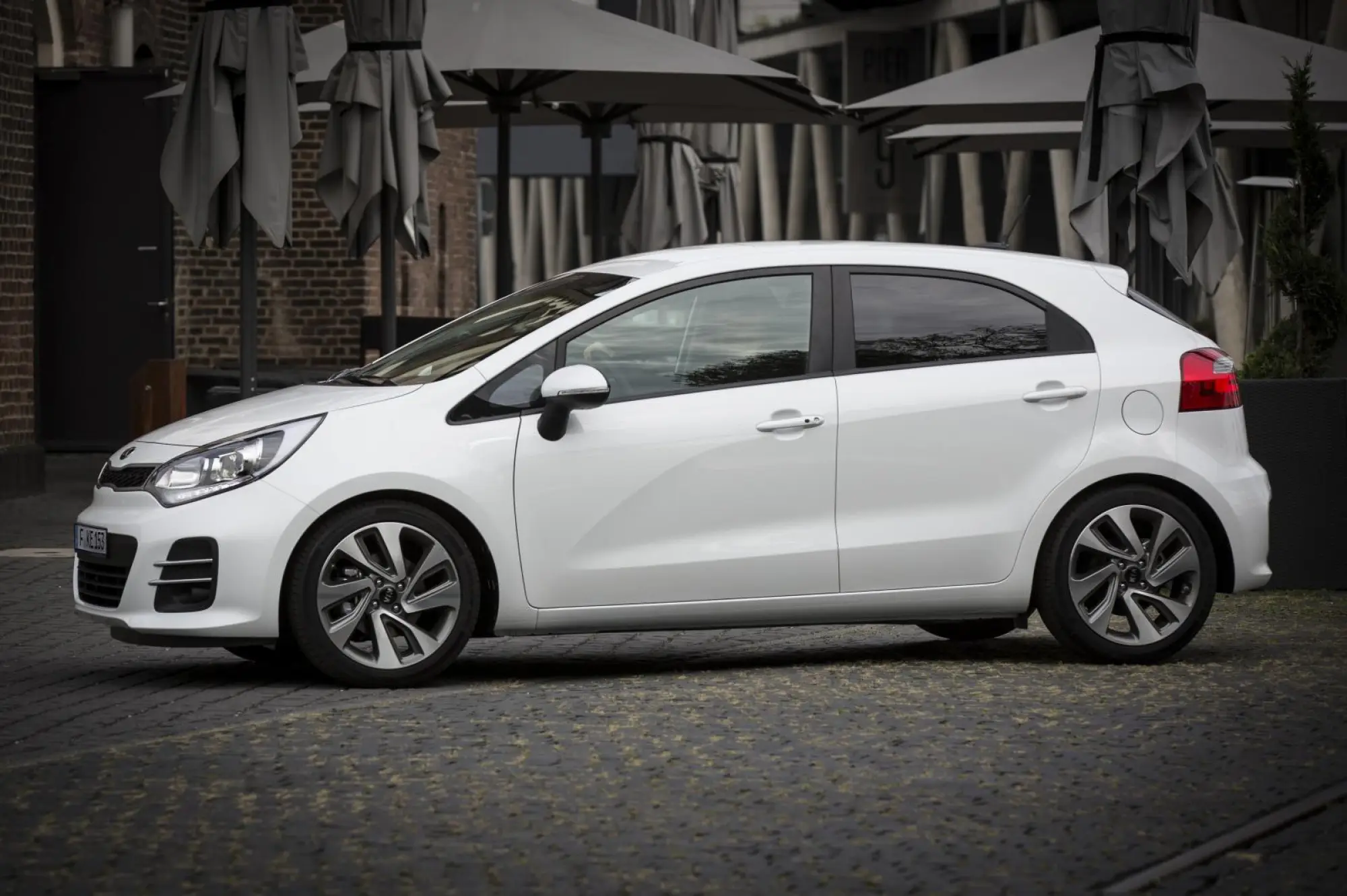 Nuova Kia Rio 2015 - 8