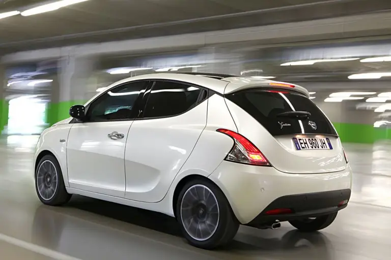 Nuova Lancia Ypsilon 2011 - Bianco Neve - 12