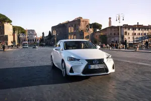 Nuova Lexus IS - 25