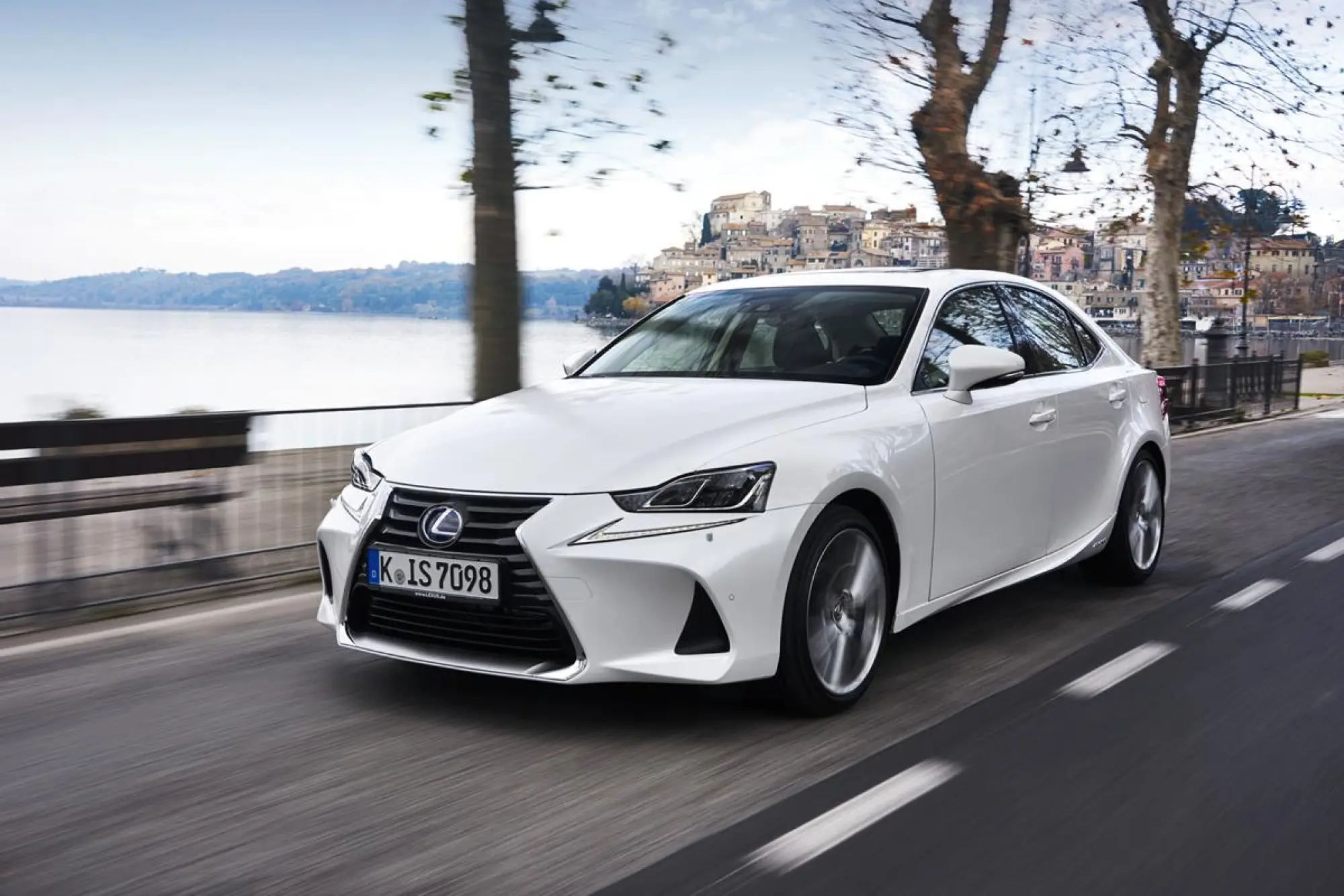 Nuova Lexus IS - 26