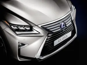 Nuova Lexus RX