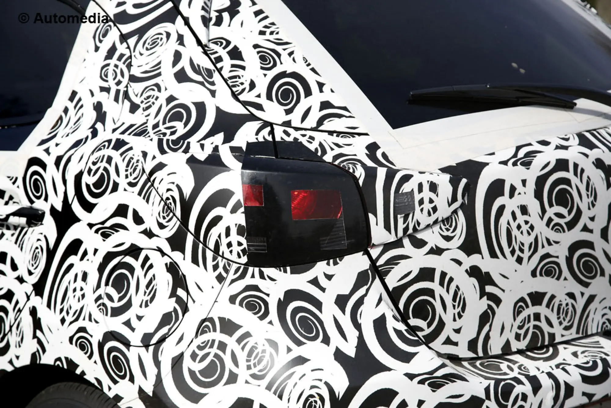 Nuova Mazda2 - Foto Spia - 9