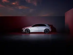 Nuova Mercedes-AMG A 45 S - Foto - 16