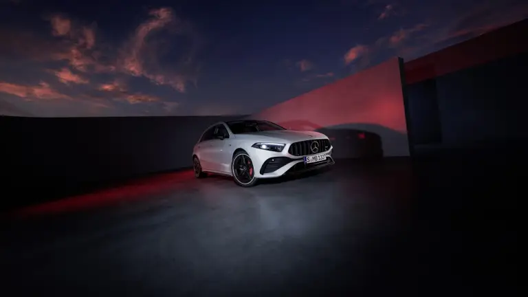 Nuova Mercedes-AMG A 45 S - Foto - 20