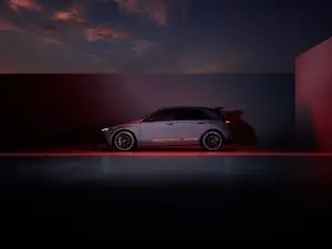 Nuova Mercedes-AMG A 45 S - Foto - 1